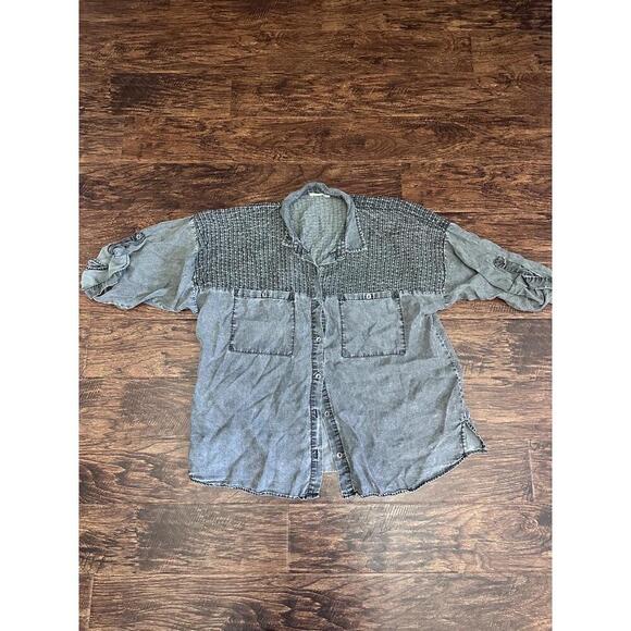 LOVESTITCH Womens Size S Grey Black Acid Wash Distressed Roll Up Shirt - Picture 2 of 4